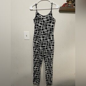 SHEIN Black and White Geometric Jumpsuit with V-Neck